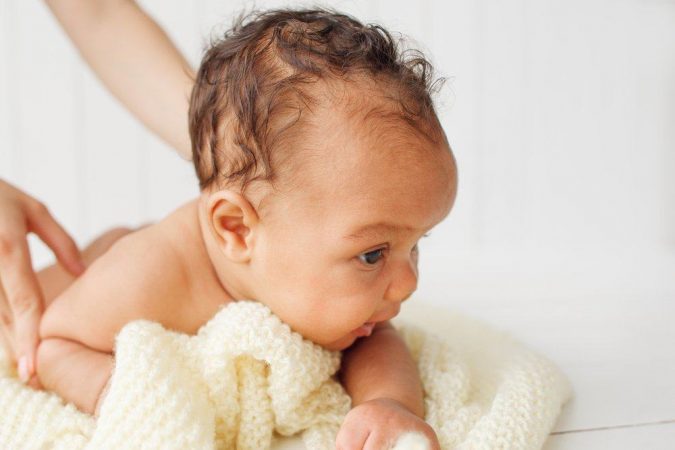 manfaat pijat bayi baby massage
